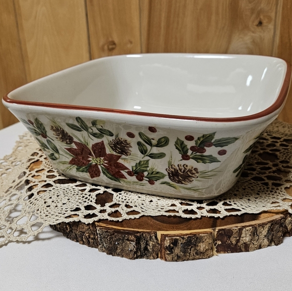 Longaberger Pottery Nature’s Garland Large Square Bowl Baker 9.5" Poinsettias - Picture 6 of 9